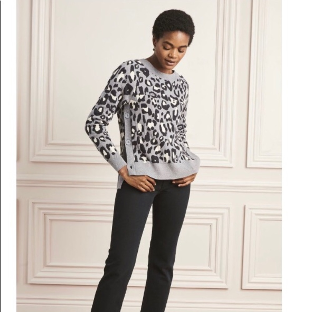 Stella & Dot Leopard sweater Sz L